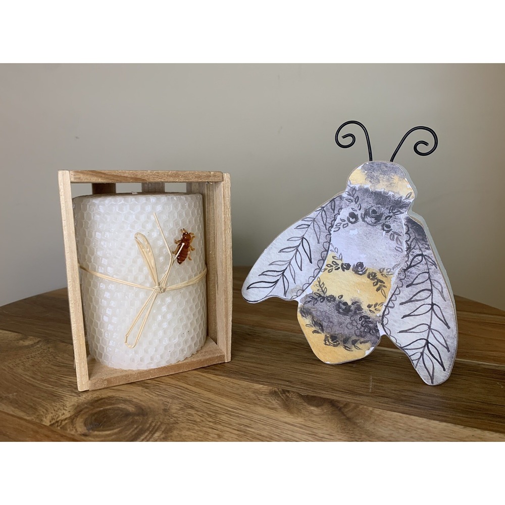 Natural Beeswax Candle Crate & Decorative Sitting Honey Bee Wooden Vanilla Scent
